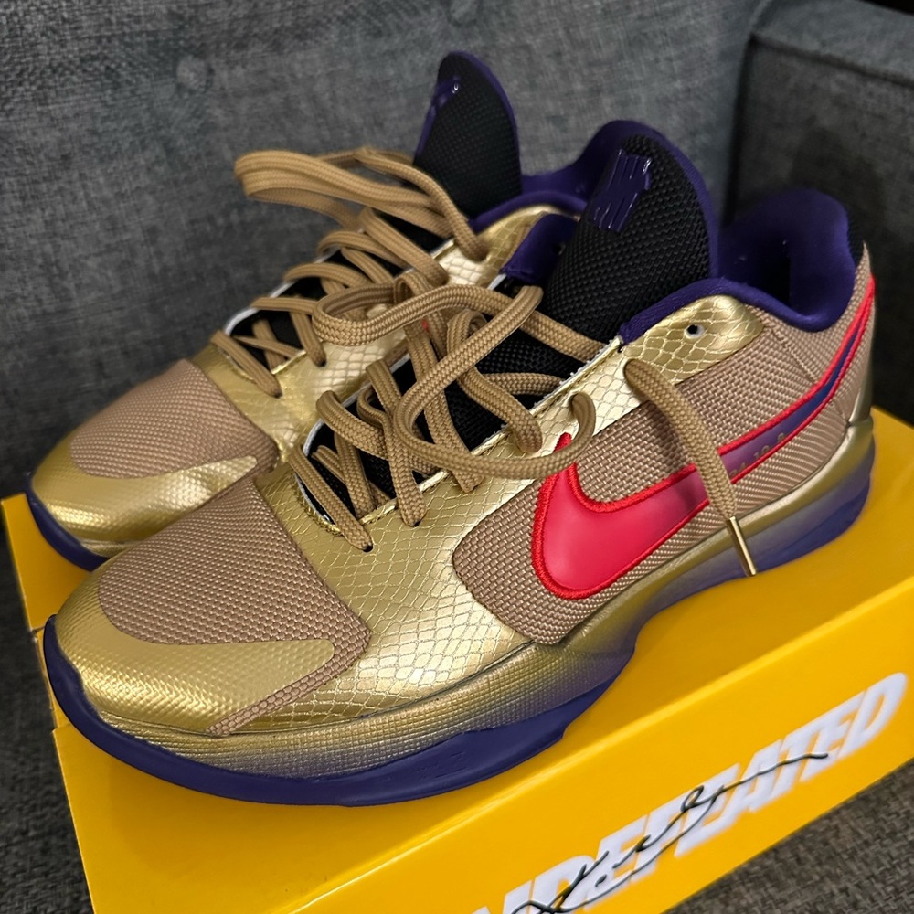 Kobe V undefeated
